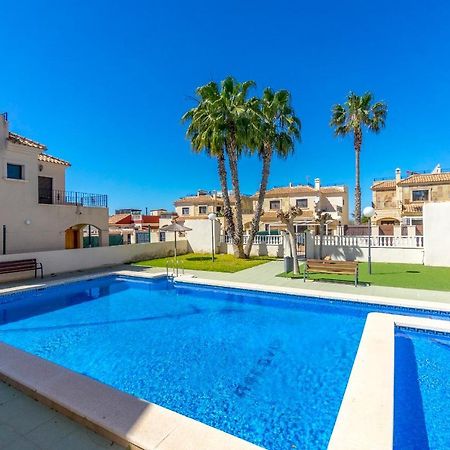 Fh Mediterraneo Torrevieja Exteriör bild