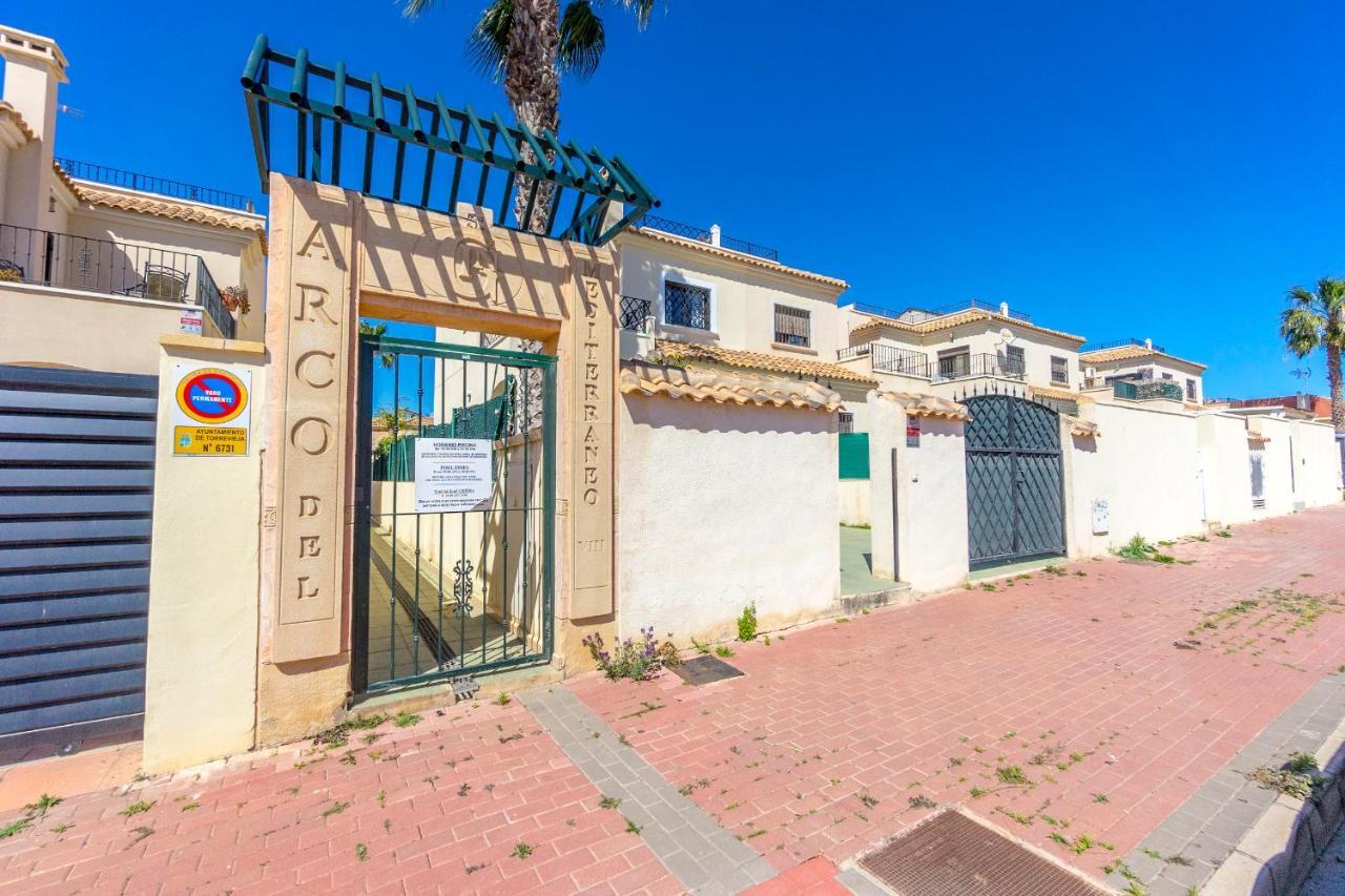 Fh Mediterraneo Torrevieja Exteriör bild