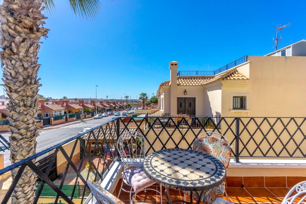 Fh Mediterraneo Torrevieja Exteriör bild